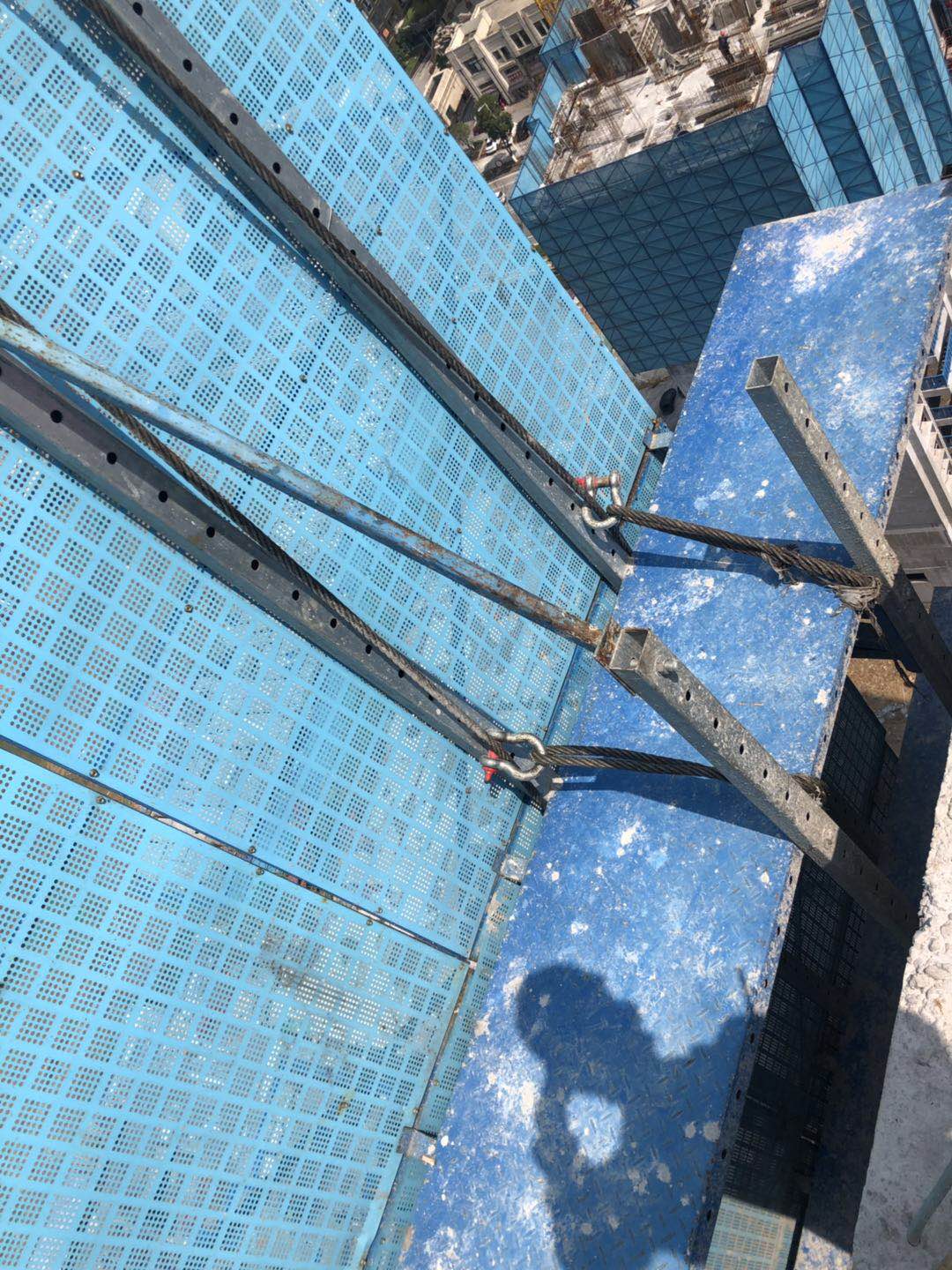 中科富海宁乡项目全钢型附着式升降脚手架拆除